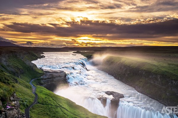 op-ontdekking-langs-de-kust-gullfoss